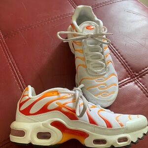 Nike shoes kids unisex 4 1/2